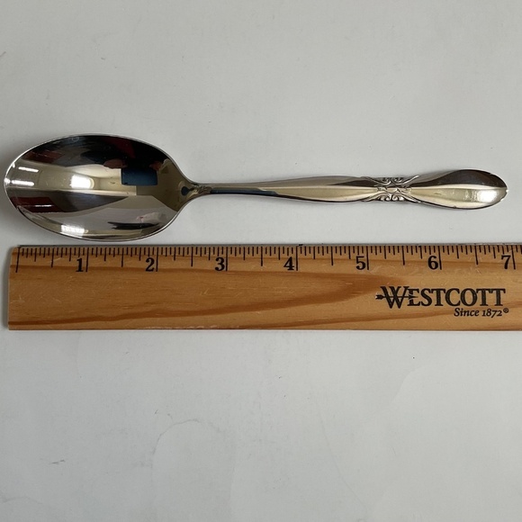 6 Place/soup spoon Wallace POISE Stanless Glossy Silverware - Picture 4 of 16